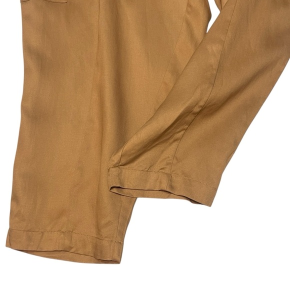 Torrid Relaxed Taper Studio Linen High Rise Lightweight Cargo Pant Women's 24R - Picture 9 of 9